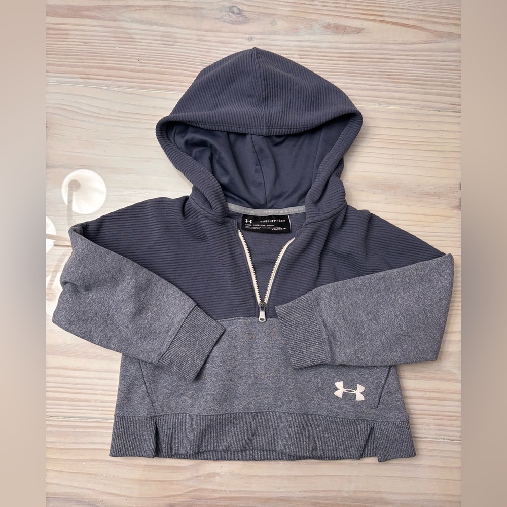 Under Armour Kids Cold Gear Cropped hoodie